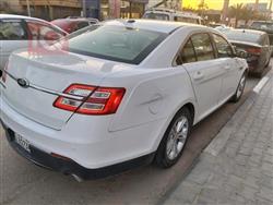 Ford Taurus